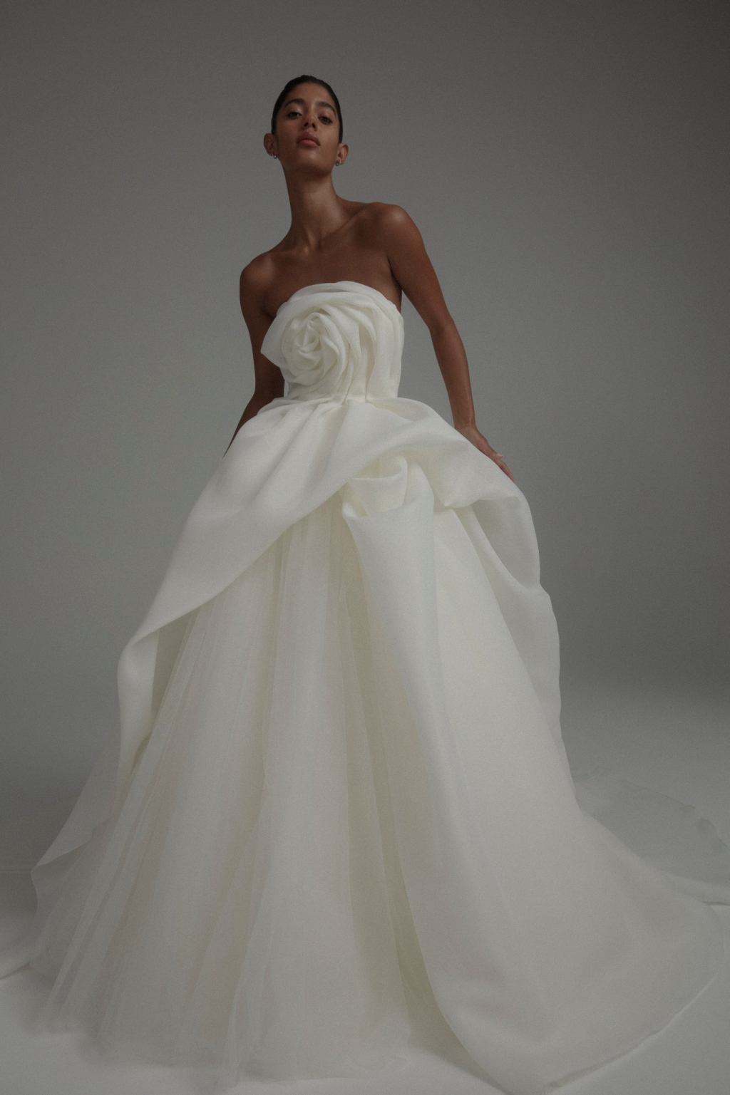 top-trends-from-luxury-bridal-fashion-week-fall-2023-–-wwd