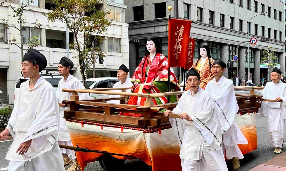 [kimono-style]-kyoto-jidai-matsuri:-a-catwalk-of-fashion-through-the-ages-–-japan-forward
