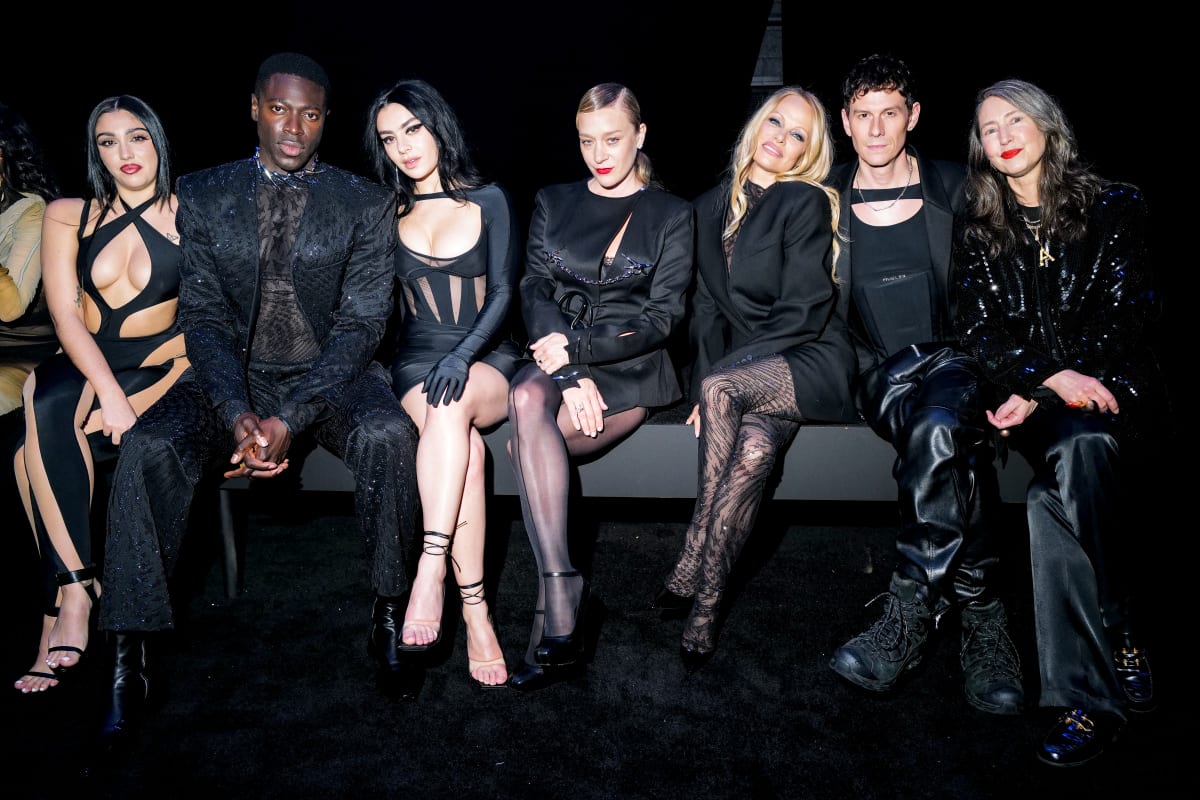 charli-xcx,-pamela-anderson-and-more-showed-up-and-out-at-the-h&m-x-mugler-show
