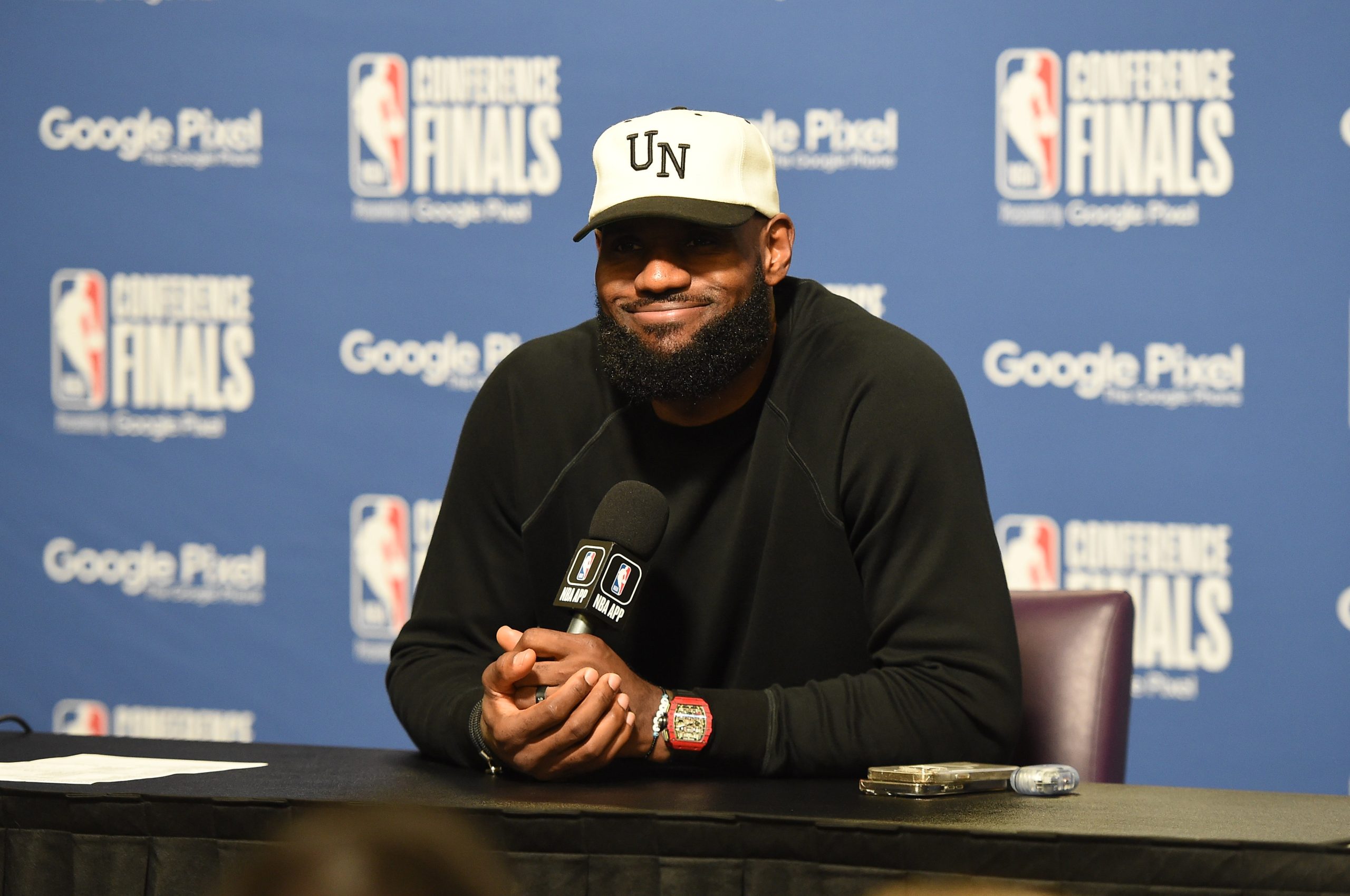 lebron-james-should-totally-retire…for-a-year