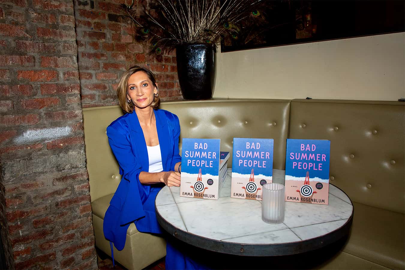 “the-white-lotus-meets-real-housewives!”-emma-rosenblum’s-‘bad-summer-people’-is-a-scintillating-tale-set-on-fire-island