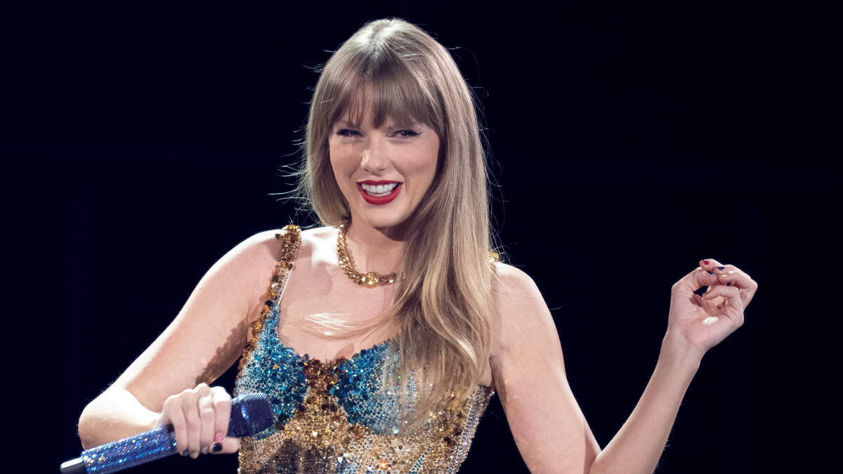 taylor-swift’s-latest-eras-tour-stop-brought-out-tons-of-celebrities:-see-who-went-|-104.7-kiss-fm-phoenix