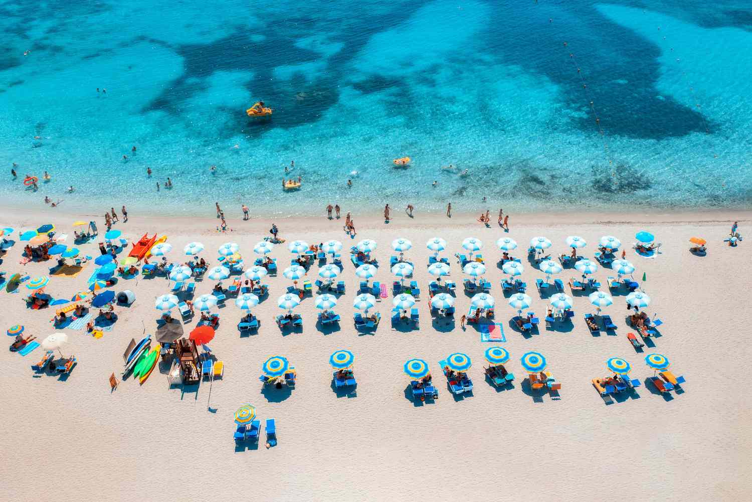 these-italian-beaches-are-enforcing-strict-daily-visitor-limits-—-here’s-how-to-book-your-spot