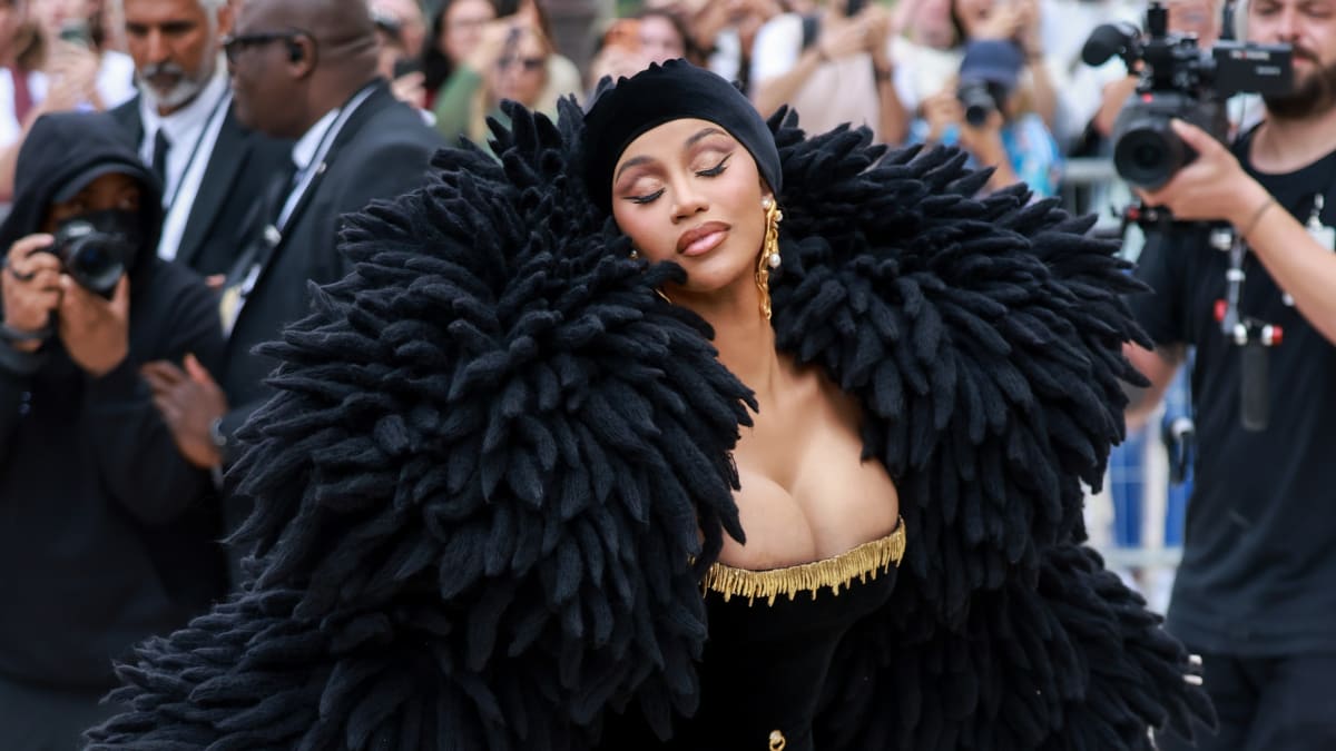 cardi-b-is-the-mvp-of-haute-couture-fashion-week